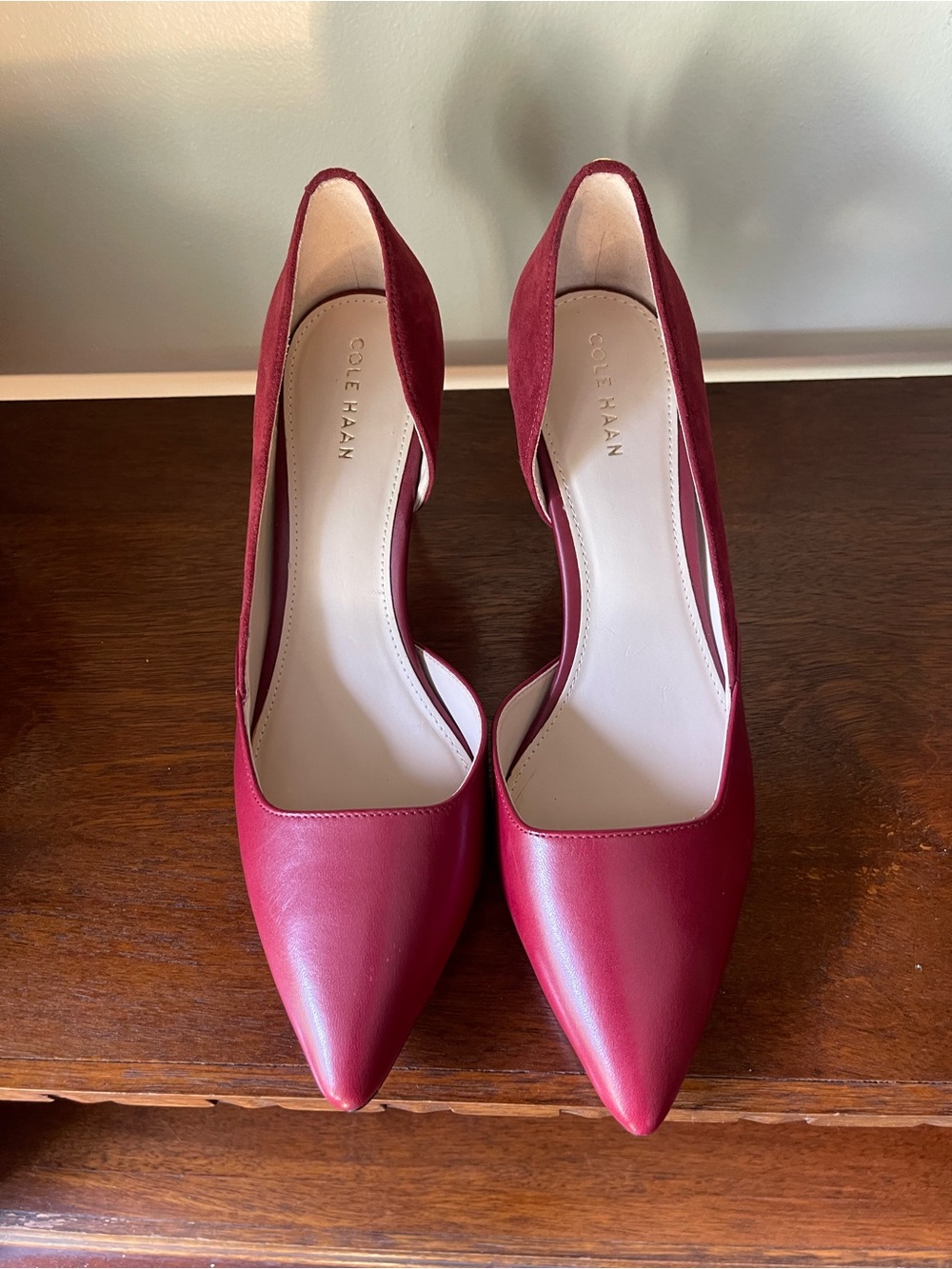 Cole Haan Women's Burgundy Pointed-Toe Leather Pumps - Picture 16 of 16